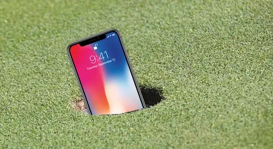 golfing with a phone